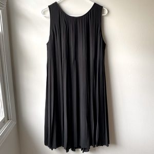 Armani Collezioni Sleeveless Pleated Fit And Flare Shift Swing Dress Size 10